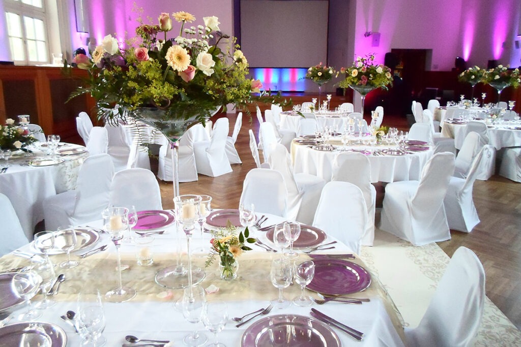 3-Hochzeit-Tischdekoration2