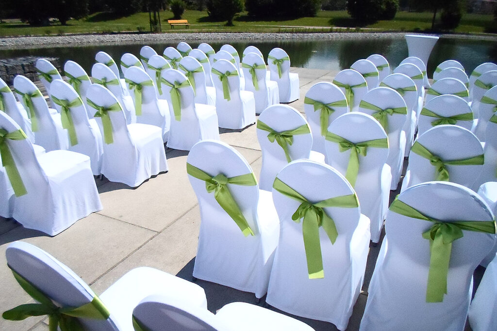 4-Hochzeit-Hussen-outdoor